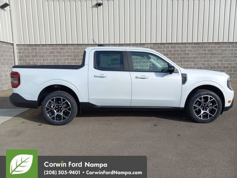 New 2026 Ford Maverick Lariat image 2