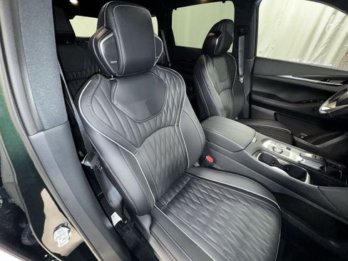 New 2026 INFINITI QX60 Autograph w/ Dark Cargo Package image 33