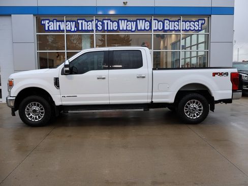 Used 2022 Ford F350 XLT w/ XLT Premium Package image 7