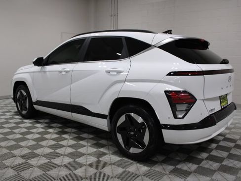 Used 2024 Hyundai Kona Limited FWD image 10