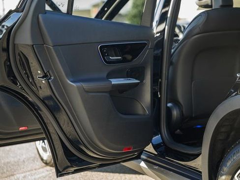 New 2026 Mercedes-Benz GLC 300 4MATIC image 37