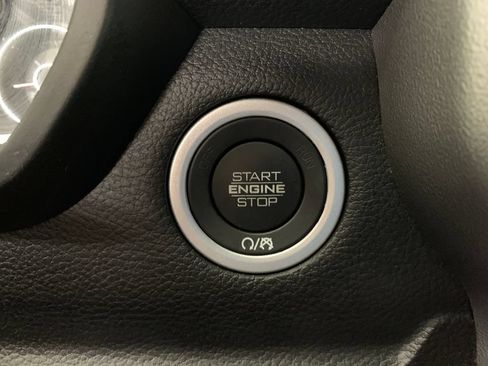 Used 2025 RAM 1500 Big Horn AWD/4WD image 15