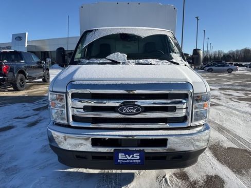 New 2026 Ford E-350 and Econoline 350 Super Duty w/ Power Equipment Group RWD image 8