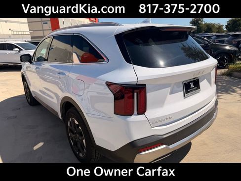 Used 2025 Kia Sorento S w/ Panoramic Sunroof Package FWD image 2