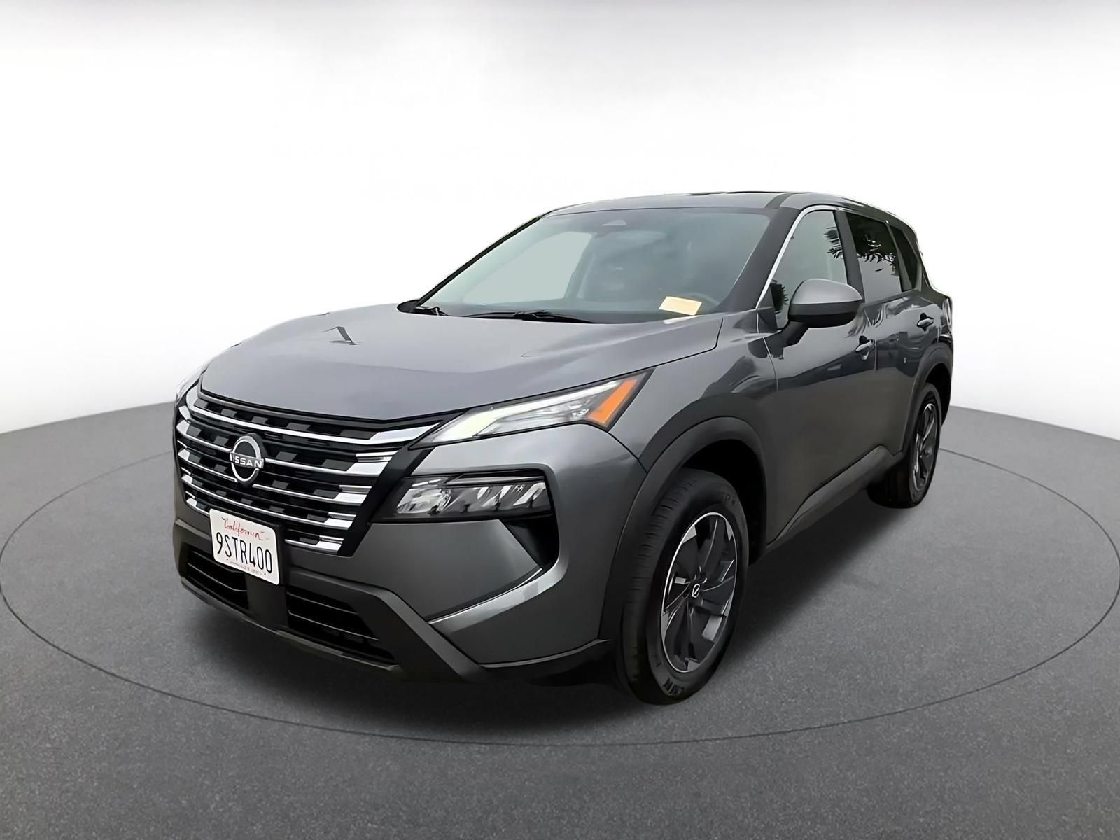 Used 2025 Nissan Rogue SV FWD image 6