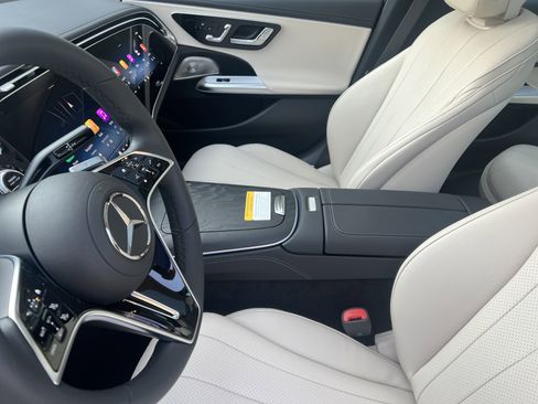 New 2025 Mercedes-Benz E 350 Sedan image 19