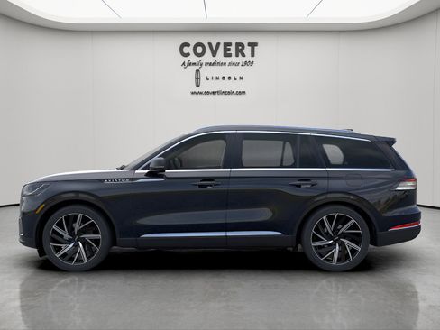 New 2025 Lincoln Aviator Reserve w/ Equipment Group 201A image 3