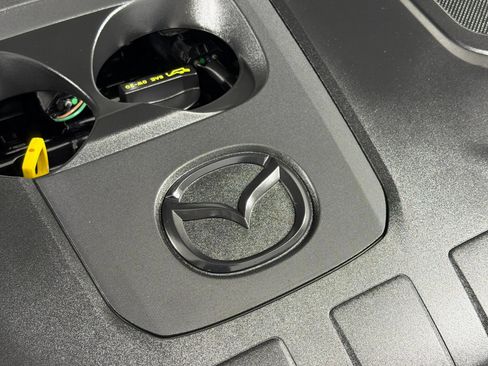 Used 2025 MAZDA MAZDA3 s FWD image 19