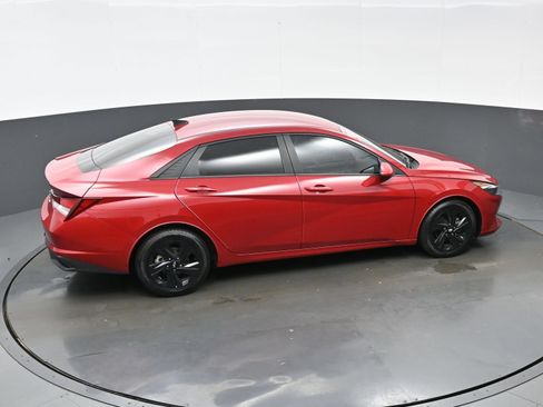 Used 2023 Hyundai Elantra SEL FWD image 40