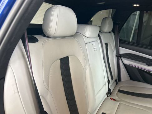 Used 2021 BMW X5 M w/ Competition Package AWD/4WD image 29