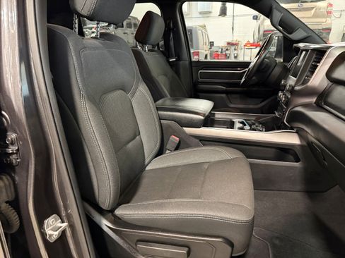 Used 2019 RAM 1500 Big Horn image 10