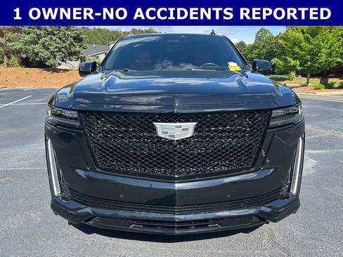 Used 2022 Cadillac Escalade Sport w/ LPO, ONYX Package RWD image 13