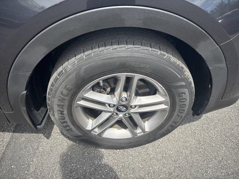 Used 2017 Hyundai Santa Fe Sport w/ Cargo Package AWD/4WD image 24