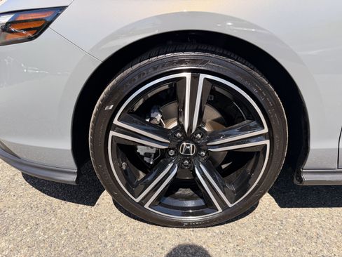 Certified 2025 Honda Accord Sport image 8