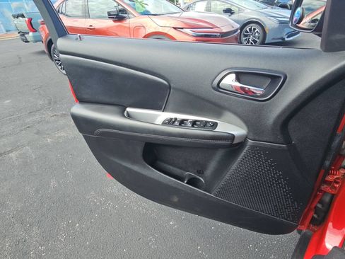 Used 2012 Dodge Journey SXT w/ Popular Equipment Group FWD image 20
