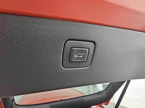 Certified 2024 Buick Envista Sport Touring w/ Convenience I Package FWD image 33