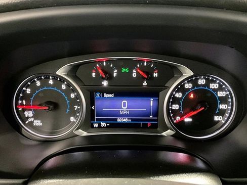 Used 2023 GMC Acadia SLE w/ LPO, Black Accent Package image 13