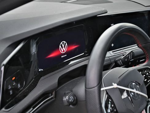 Used 2024 Volkswagen GTI SE image 12