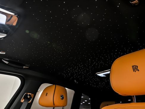 Used 2022 Rolls-Royce Cullinan image 23