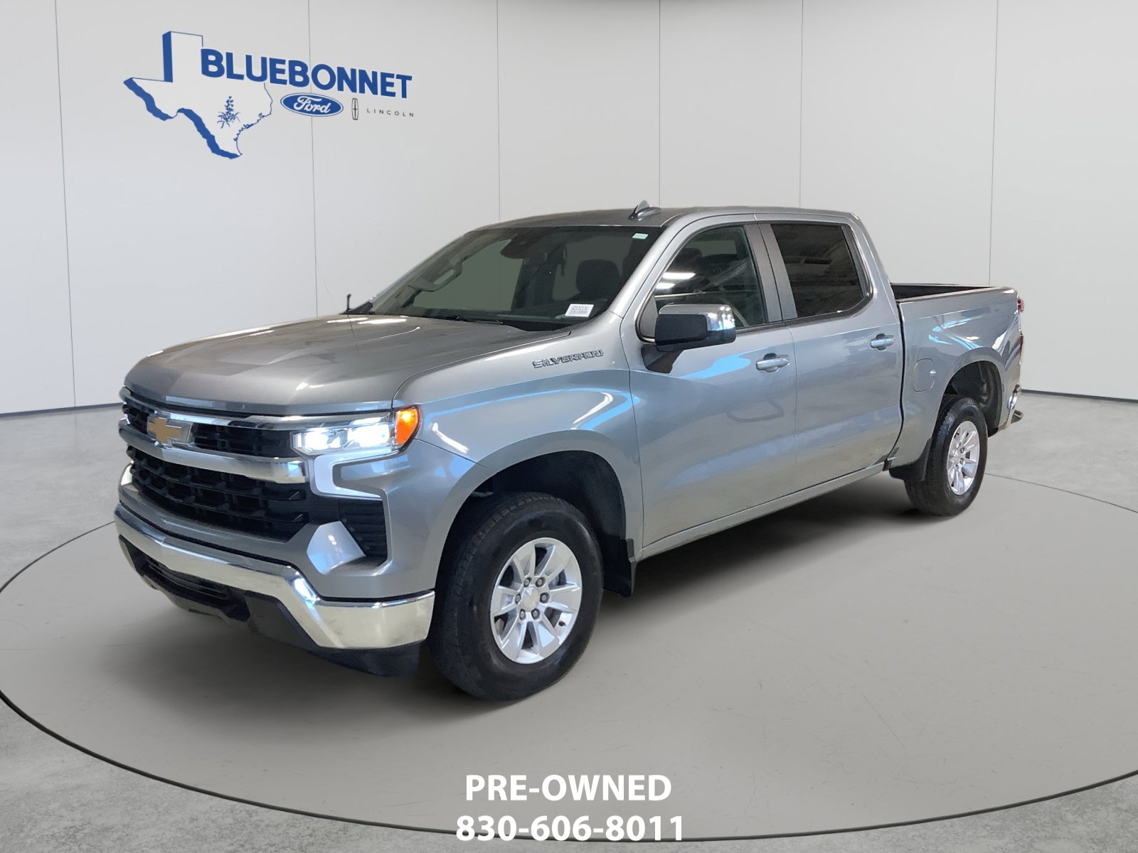 Used 2025 Chevrolet Silverado 1500 LT RWD image 1