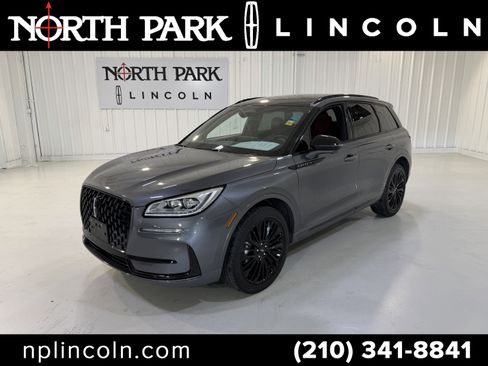 Used 2023 Lincoln Corsair Reserve w/ Equipment Group 201A FWD image 1