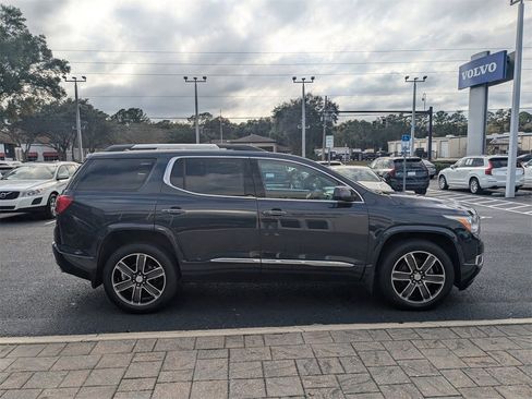 Used 2018 GMC Acadia Denali w/ Technology Package image 10