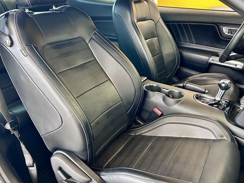 Used 2016 Ford Mustang GT Premium w/ Equipment Group 401A image 16