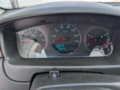 Used 2013 Chevrolet Impala LTZ FWD image 9
