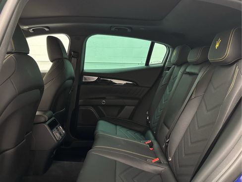 Used 2023 Maserati Grecale Modena AWD/4WD image 15