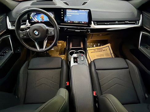 Used 2025 BMW X2 xDrive28i image 16