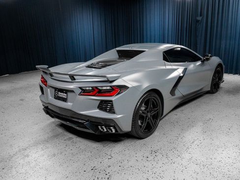 Used 2025 Chevrolet Corvette Stingray Premium Conv w/ Z51 Performance Package RWD image 11