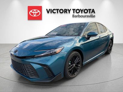 Used 2025 Toyota Camry SE w/ Multimedia Upgrade Package