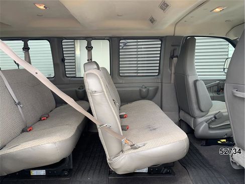 Used 2024 Chevrolet Express 3500 LS RWD image 21