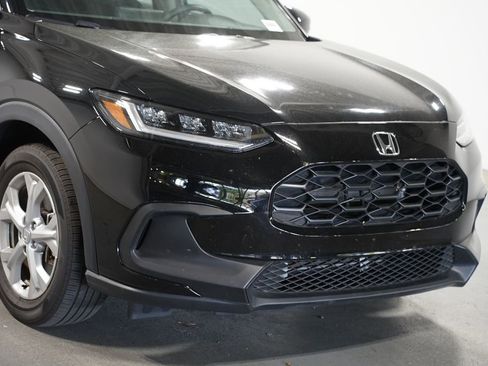 Used 2025 Honda HR-V LX image 4