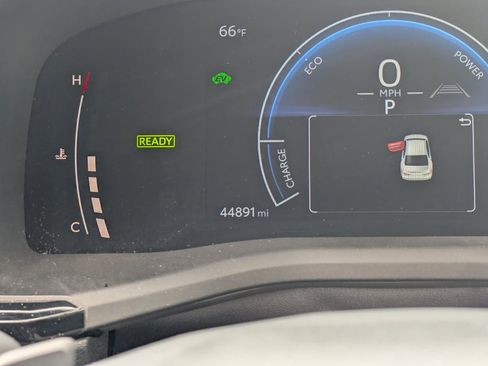 Used 2025 Toyota Camry SE FWD image 20