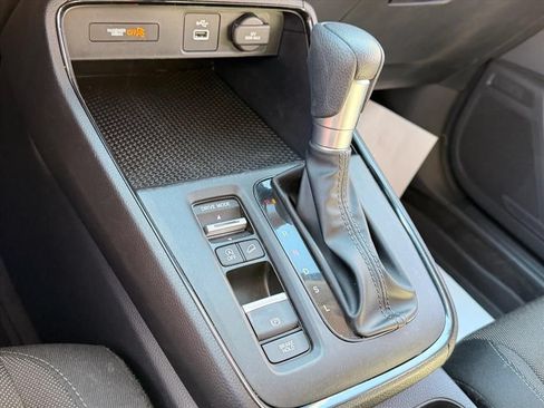 Used 2024 Honda CR-V LX image 24