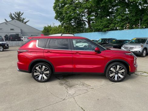 New 2026 Mitsubishi Outlander SE FWD image 4