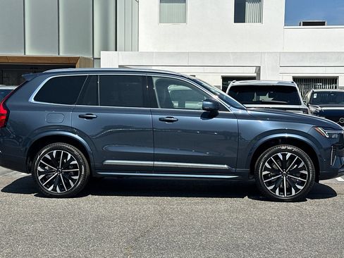 New 2026 Volvo XC90 B6 Plus image 4