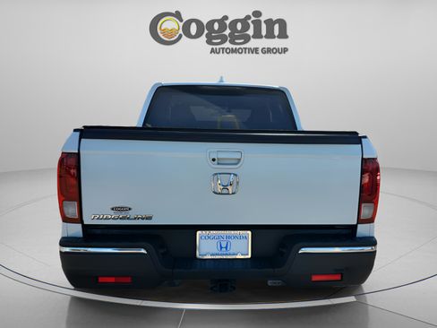 Used 2020 Honda Ridgeline Sport image 4