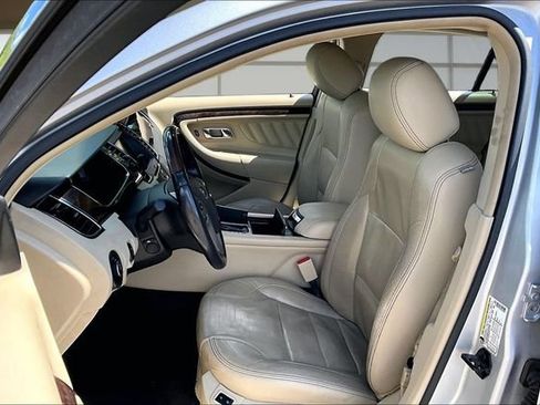 Used 2013 Ford Taurus Limited FWD image 24