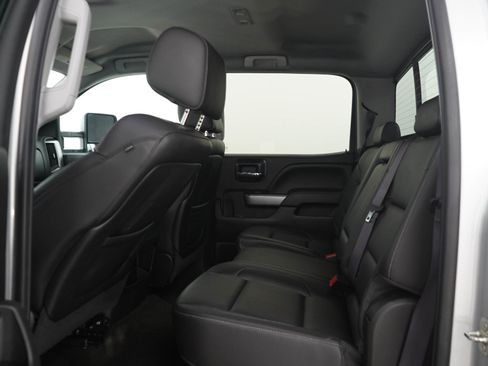 Used 2015 Chevrolet Silverado 1500 LTZ Z71 w/ LTZ Plus Package AWD/4WD image 15