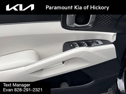 Used 2025 Kia Sorento S w/ Panoramic Sunroof Package FWD image 20
