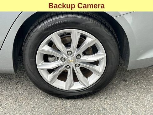 Used 2023 Chevrolet Malibu LT image 9