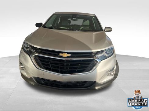 Used 2020 Chevrolet Equinox LS image 3