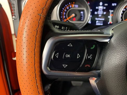 Used 2018 Jeep Wrangler Unlimited Sahara image 20