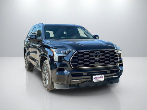 Used 2024 Toyota Sequoia Platinum image 3