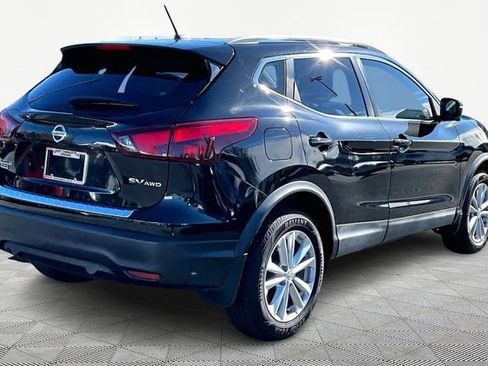 Used 2017 Nissan Rogue Sport SV w/ SV Premium Package image 5