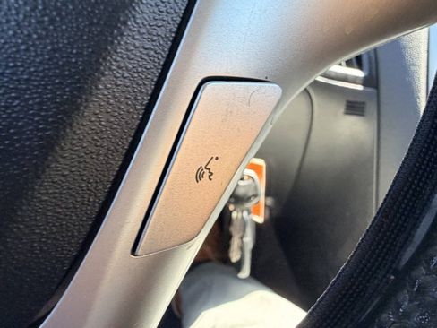 Used 2010 Hyundai Genesis 2.0T RWD image 33