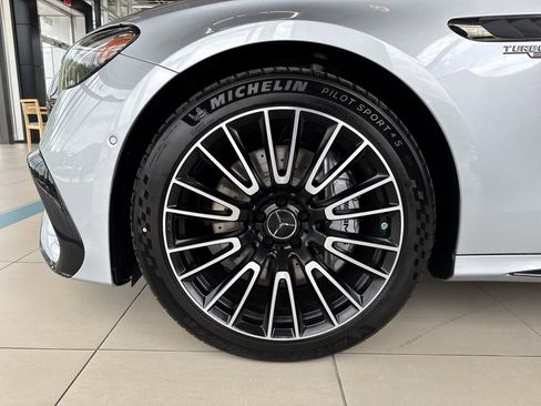 New 2025 Mercedes-Benz E 53 AMG e 4MATIC Sedan image 8