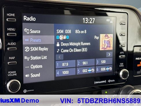 Used 2022 Toyota Highlander LE image 36